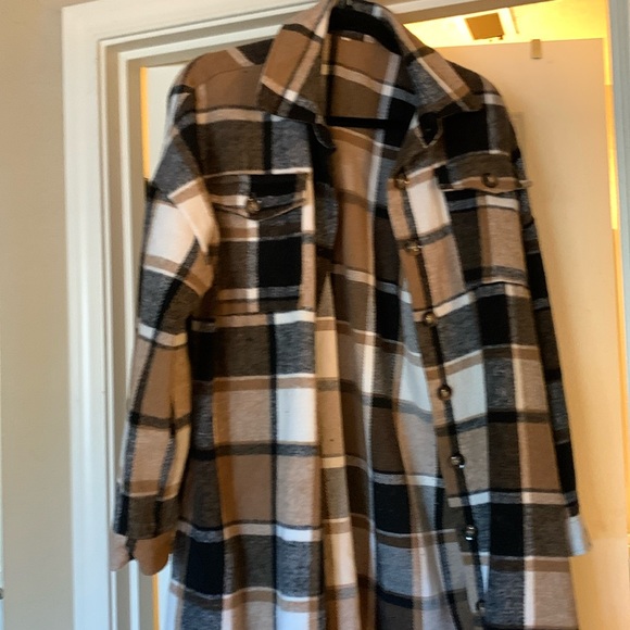 Long Shacket plaid - Picture 1 of 7